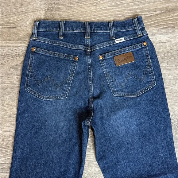 NWT Wrangler Women’s Wanderer High Rise Modern Flare Jeans Blue Sz 27x30 - Picture 6 of 11